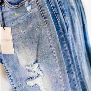 Paint Splatter Judy Blues EUC